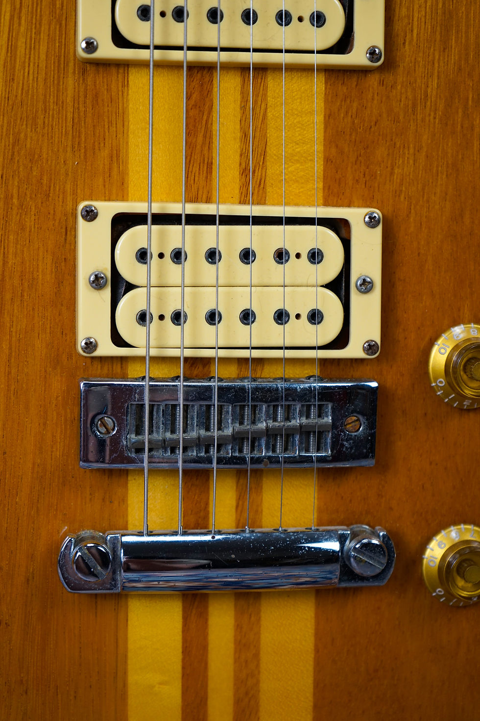 Thumbnail: 1970s Lincoln Japan (Matsumoku) Doublecut Thru-Neck Vintage Electric Guitar