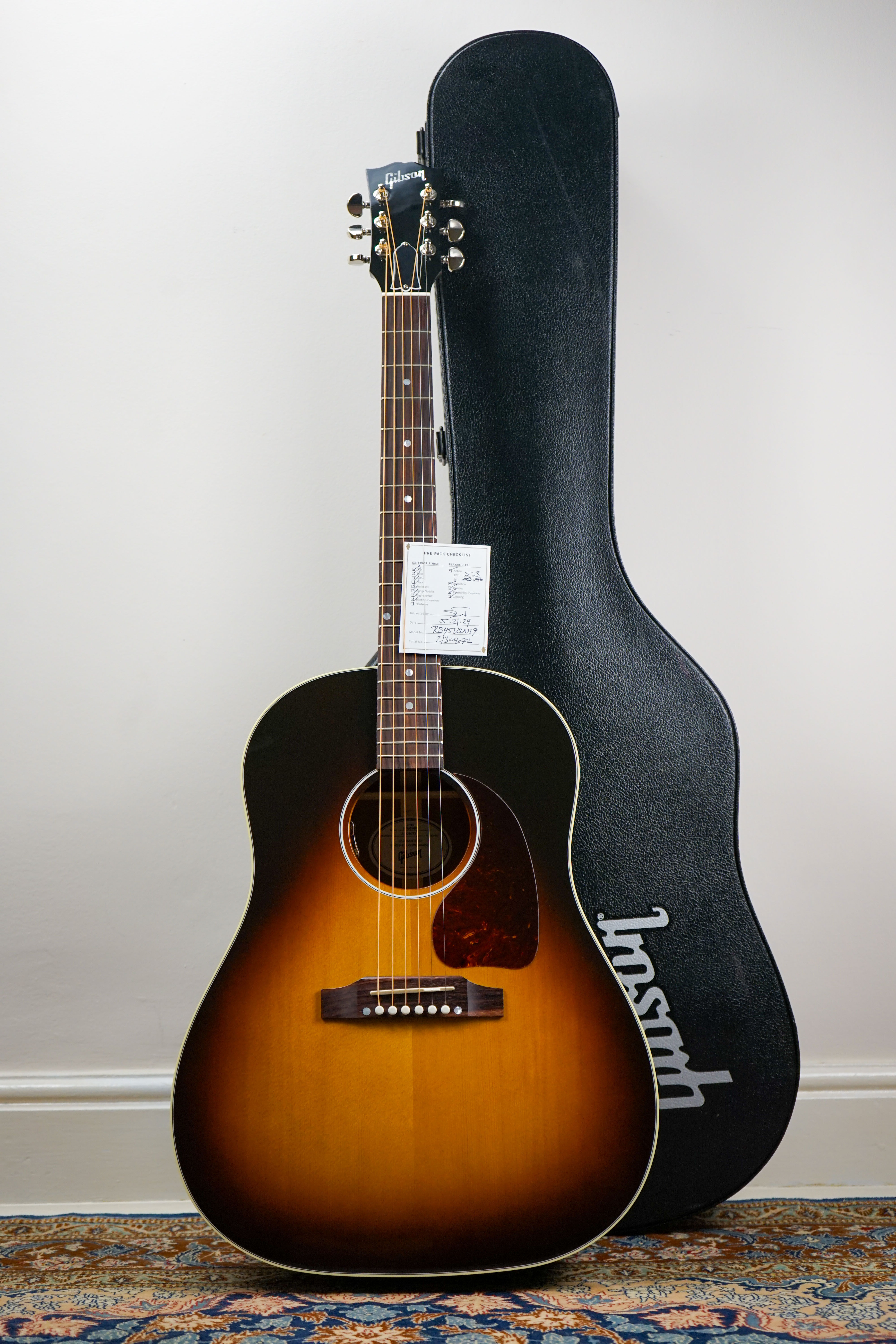 2024 Gibson USA J45 Standard Vintage Sunburst w/ OHSC - Current Model (As New)