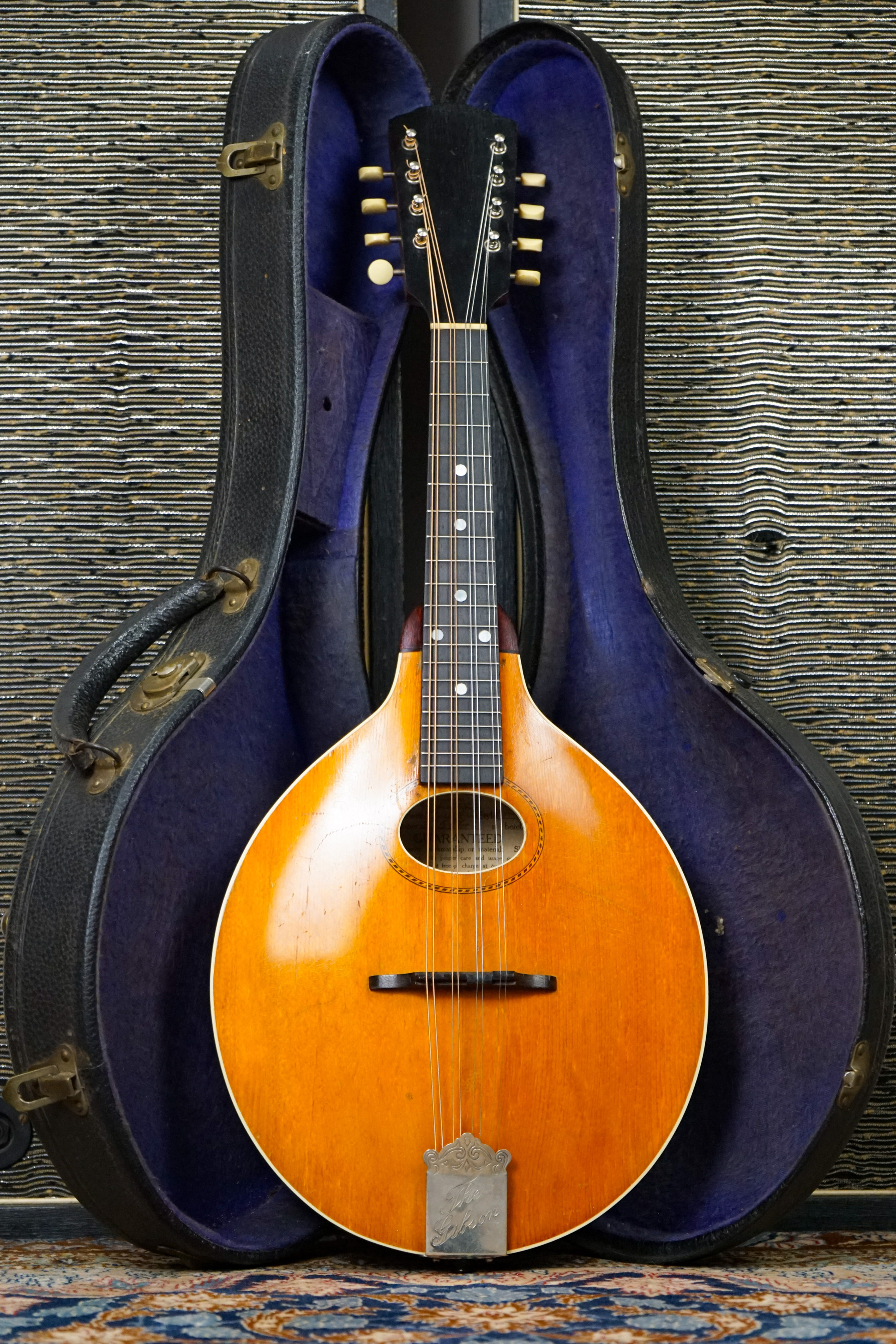 1915 Gibson USA 'The Gibson' Style A Mandolin - Natural with Original Hard Case