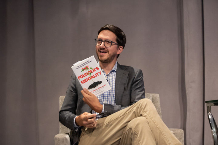 LatentView_RoundTable_July2022_First_Set-39.jpg