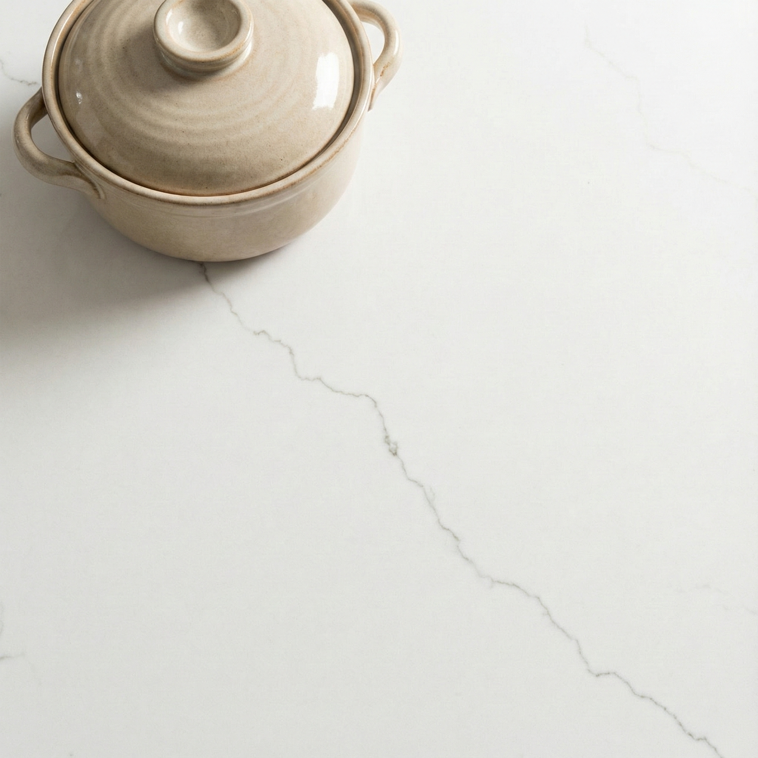 CALACATTA MAJESTIC HONED