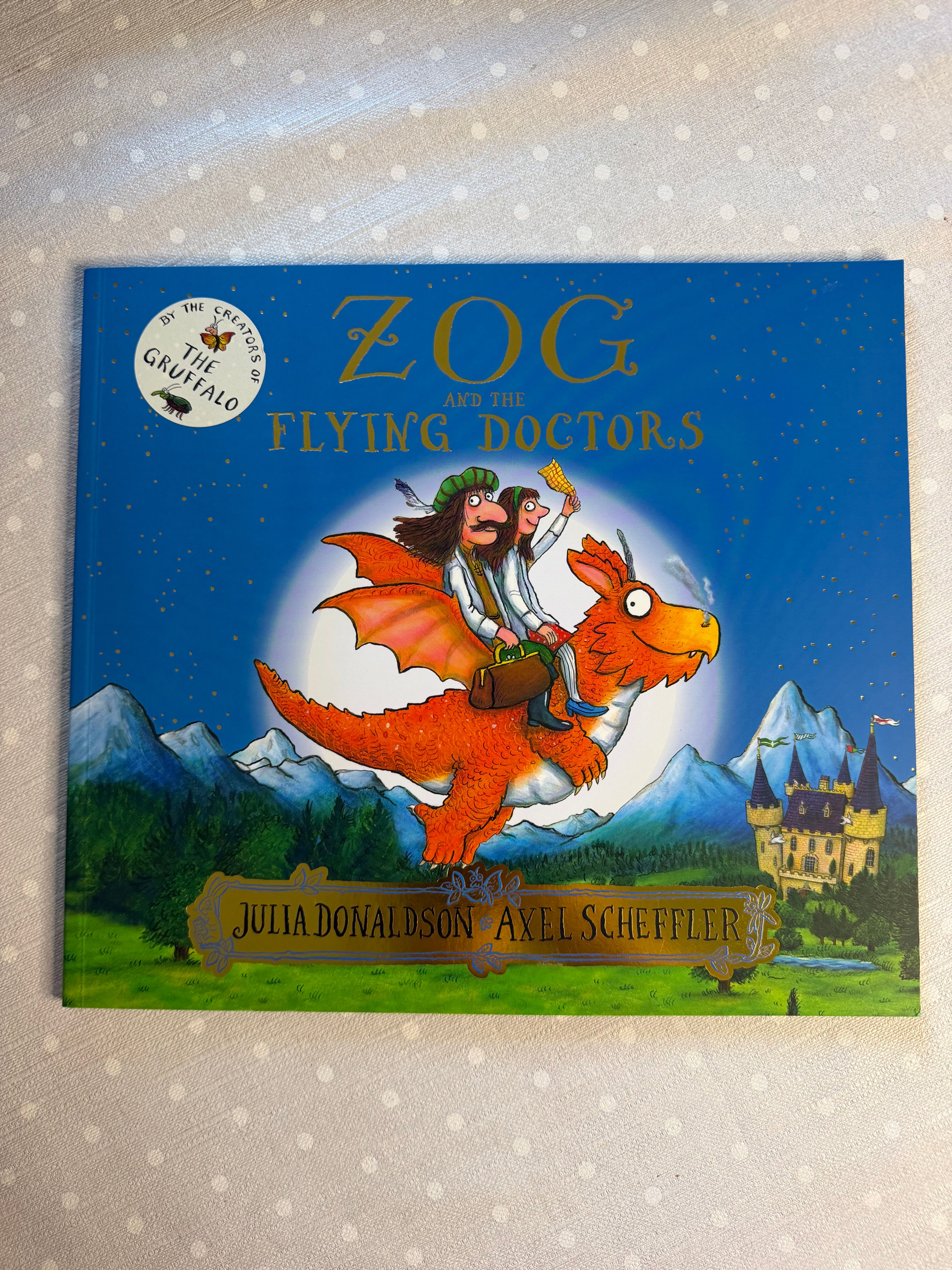 Zog and the Flying Doctors Paperback Book