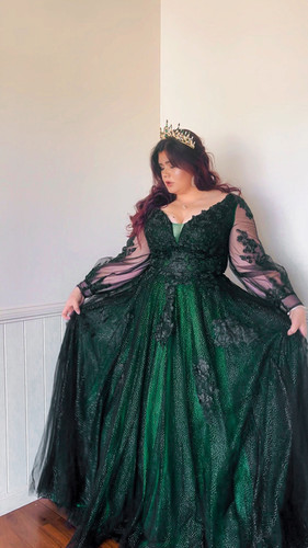 Emerald Aurora | Desert Moon Bridal Emerald Aurora | Desert Moon Bridal