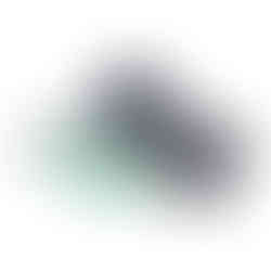 Dual USB battery charger with two 18650 batteries