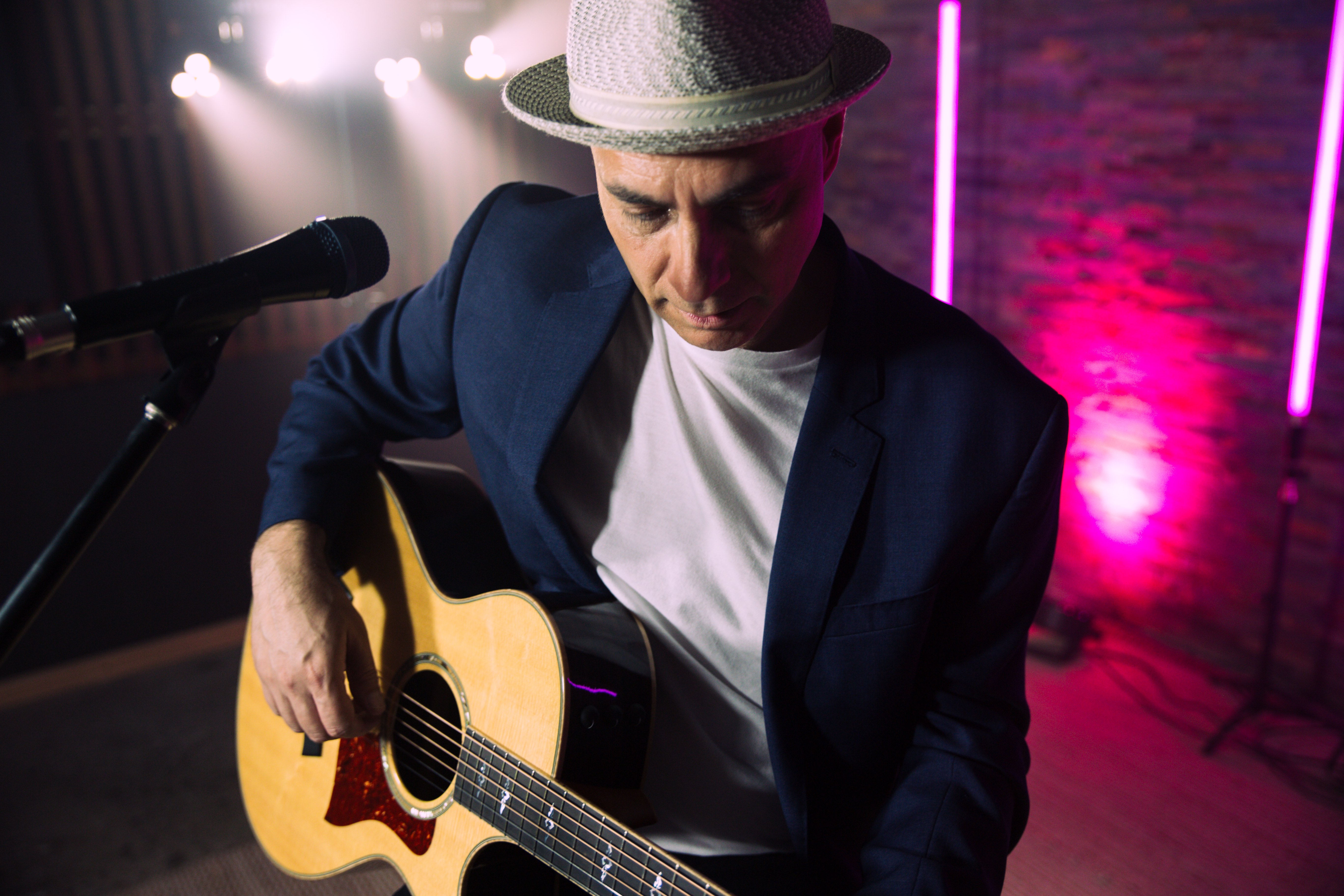 Gian Parodi live at 