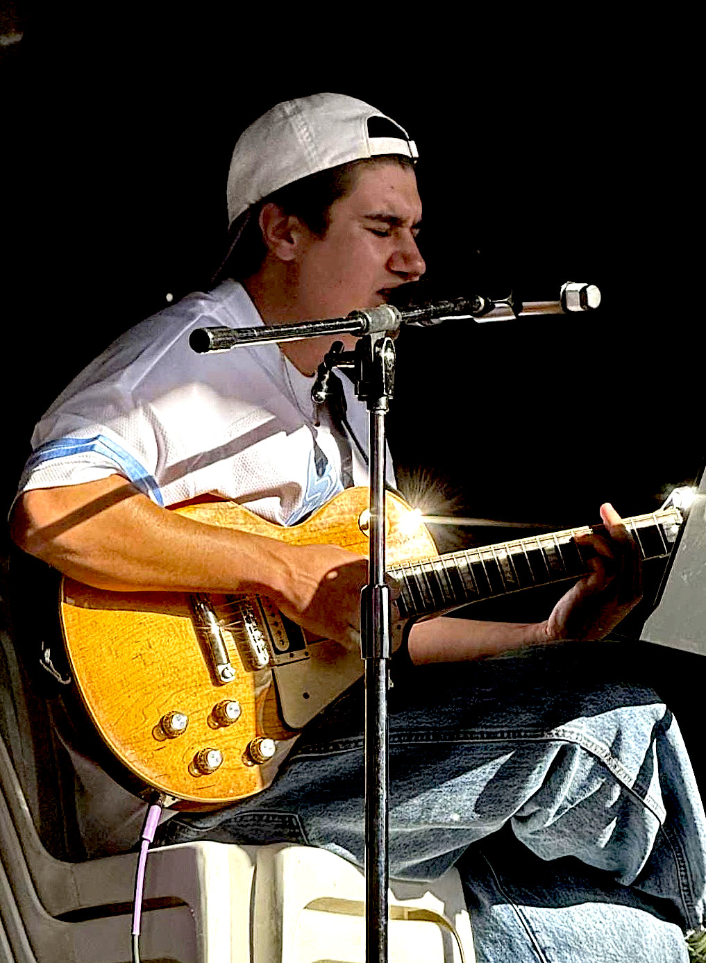 Eddie Val live at