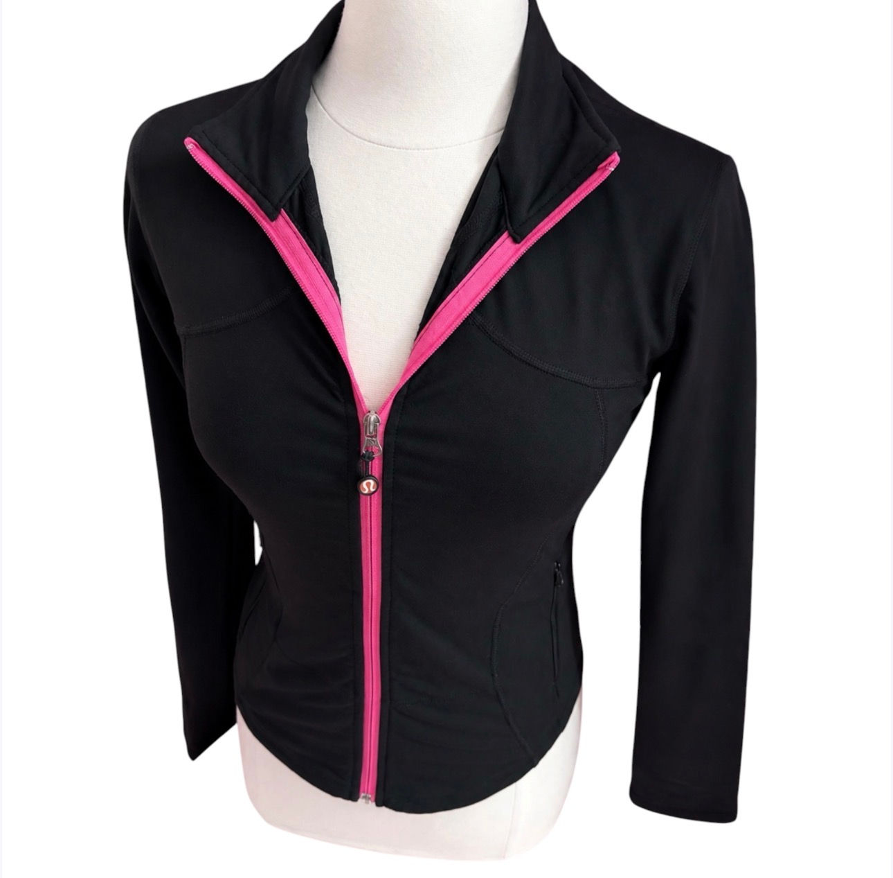 Vintage Y2K lululemon Black & Pink Full Zip Jacket – Fitted Athletic Jacket
