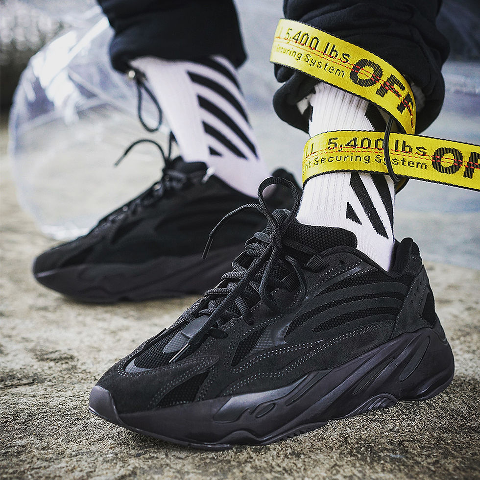 Thumbnail: Yeezy Boost 700 V2 Vanta
