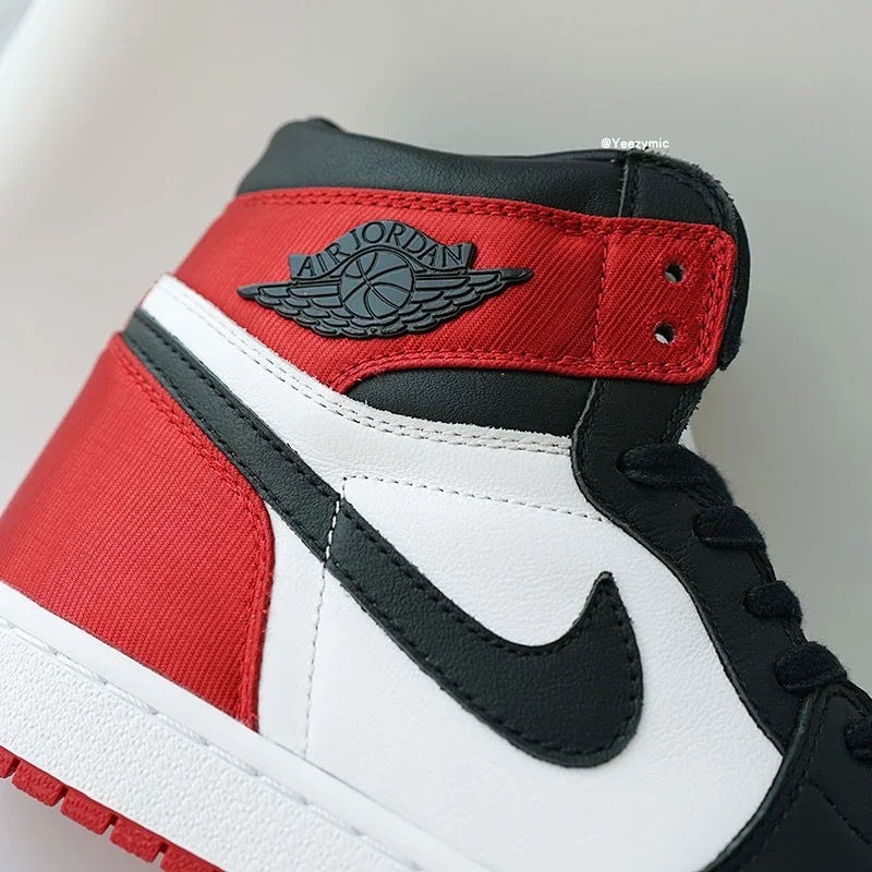 Thumbnail: aj1satin blacktoe