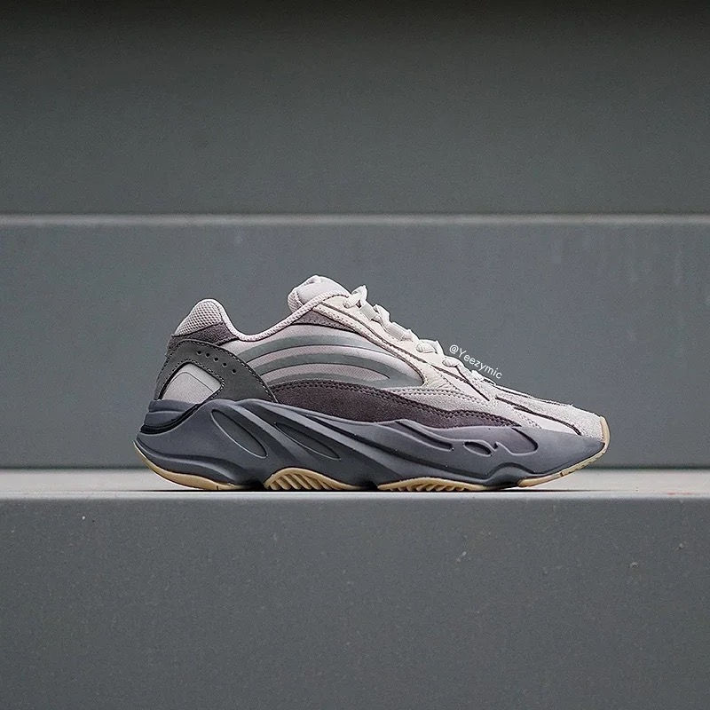 Thumbnail: yeezy700v2 tephra
