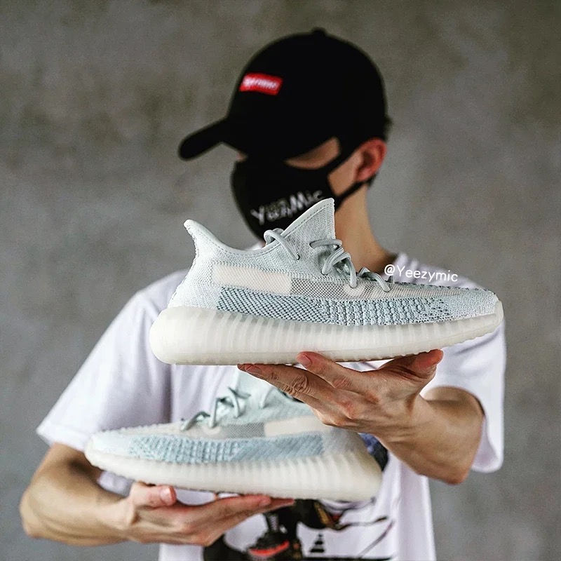 Thumbnail: yeezy350v2 cloud white no reflective