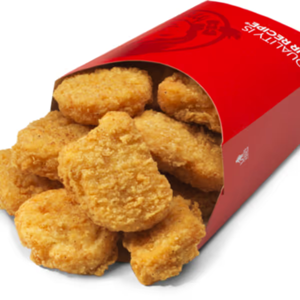 container of wendy's nuggets up close