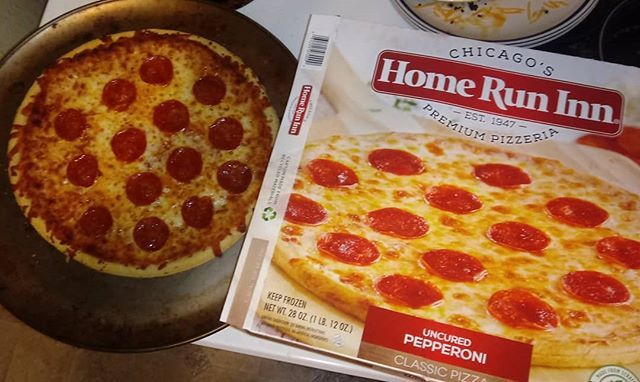 close up on a home run inn air fryer pizza