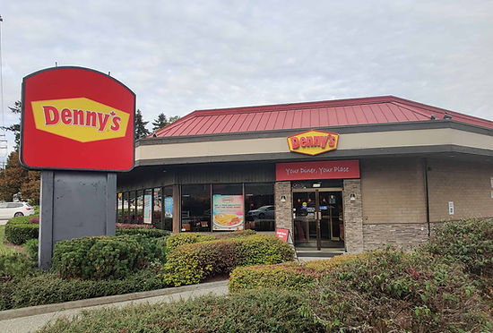 Denny's Pylin Sign and Entrance Sign in Surrey BC.jpg