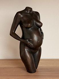 Casted bronze statue