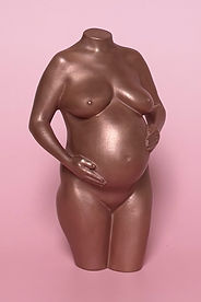 Copper pregnancy statue