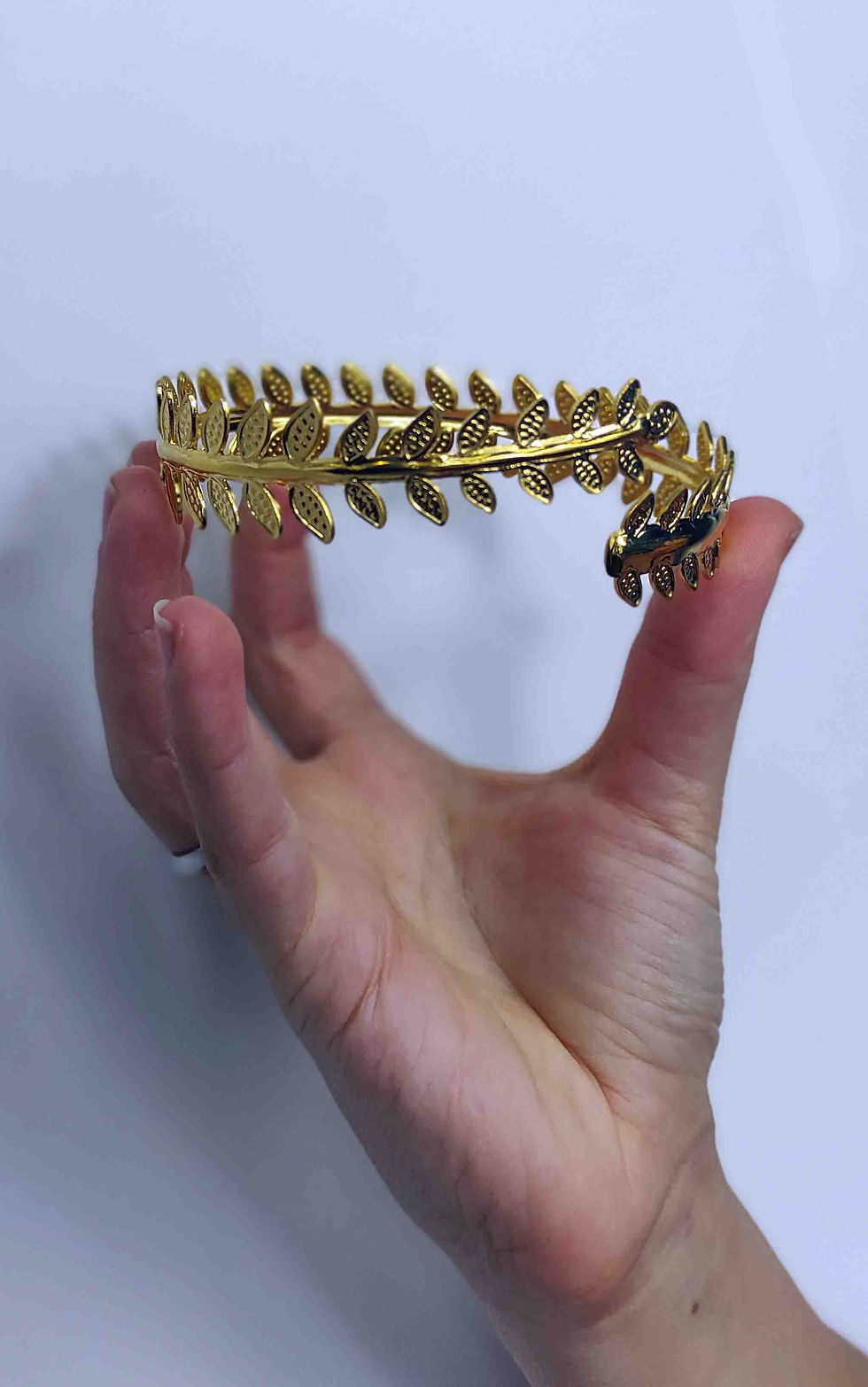 Thumbnail: Armband Gold Minimalist Laurel Arm Bracelet