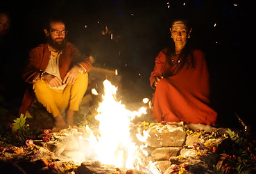 Justin Uma agni hotra.JPG