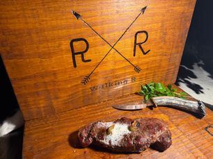 Classic Walking R Grill Master Steak