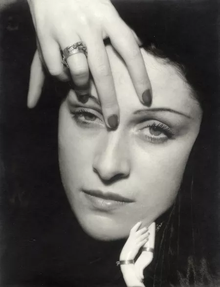 Surrealist photo of Dora Maar with hand posed on her face, used as a model for Picasso’s Weeping Woman painting