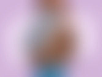 Less Is More? An Economic Analysis On Brand Visibility and Social Status