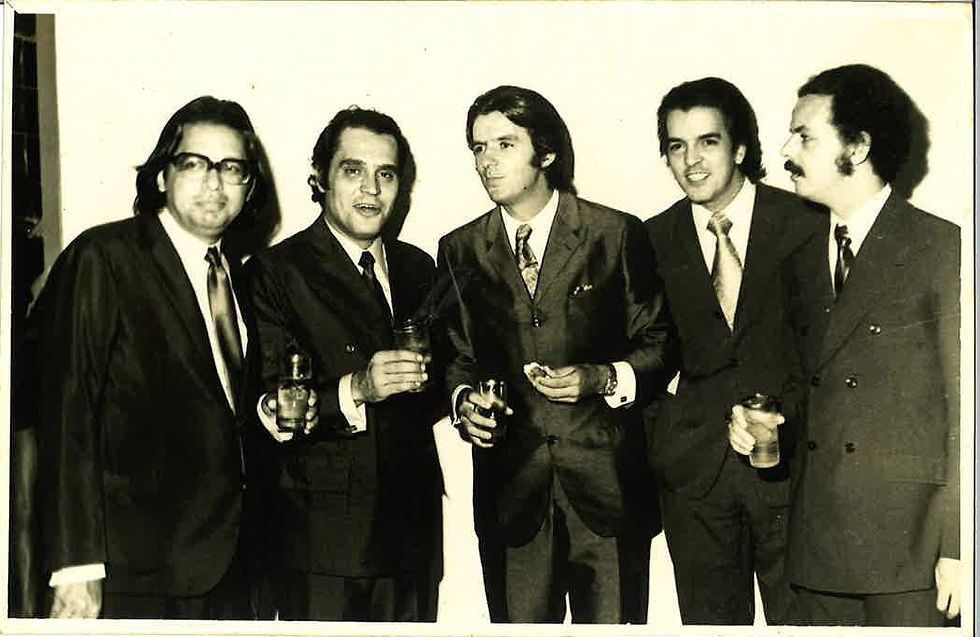 Foto professores_edited.jpg