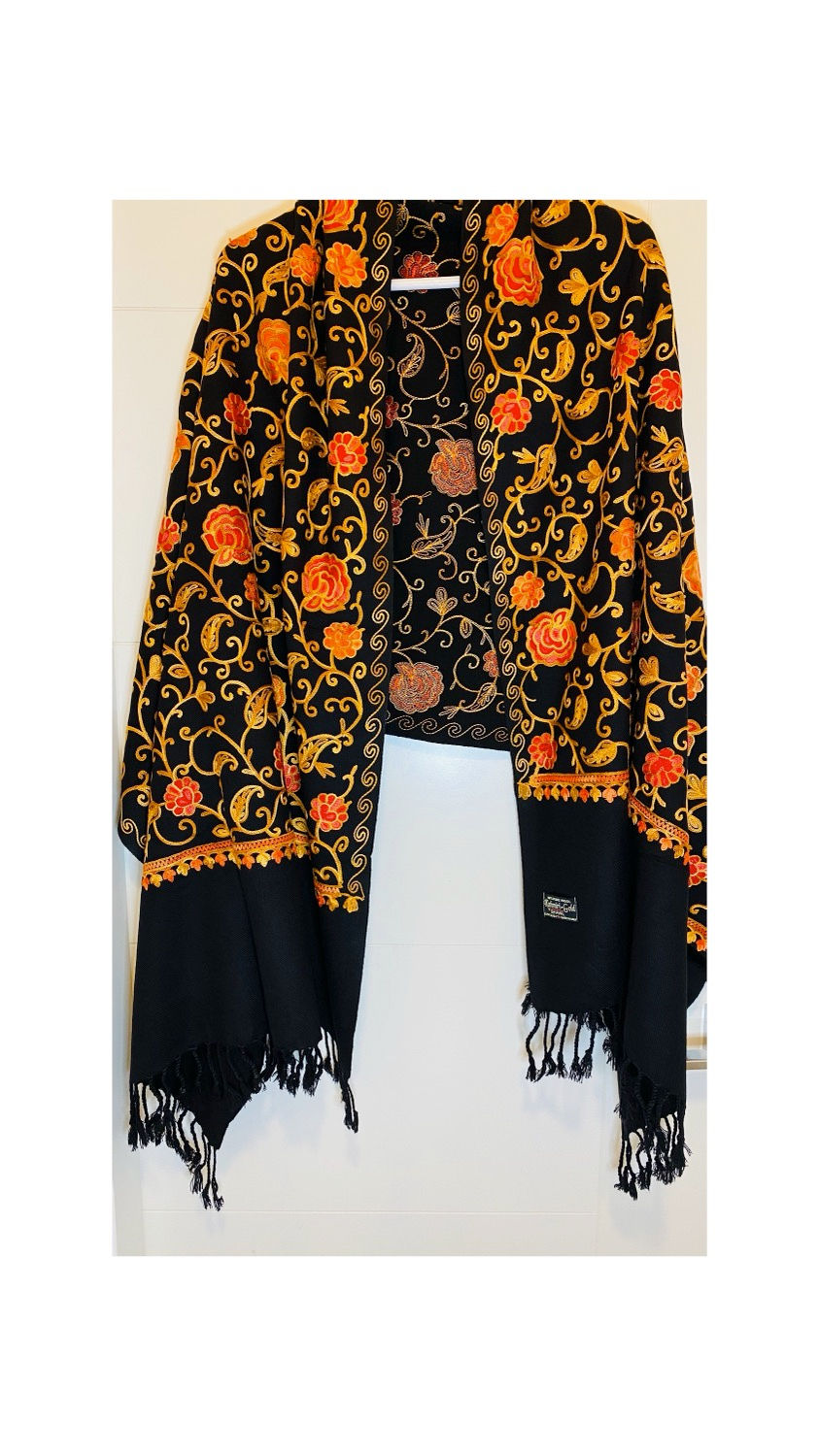 Thumbnail: Men's embroidered  shawl 