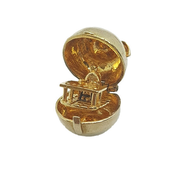 Thumbnail: Vintage 9ct gold Apple charm, open to show the inside