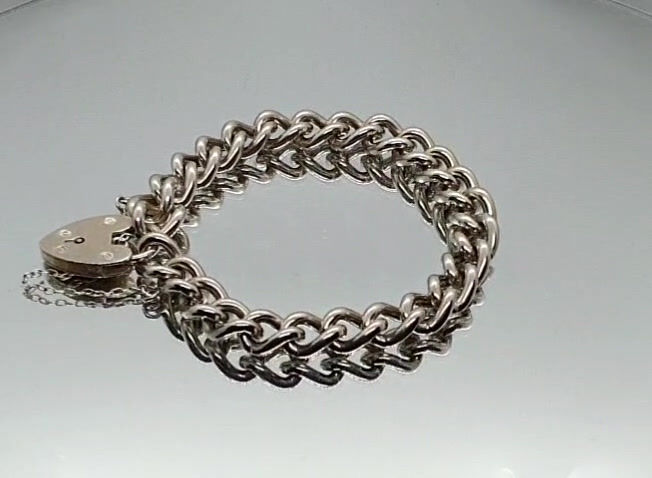 Thumbnail: Video of Vintage Charm Bracelet in Sterling Silver, 32.8g