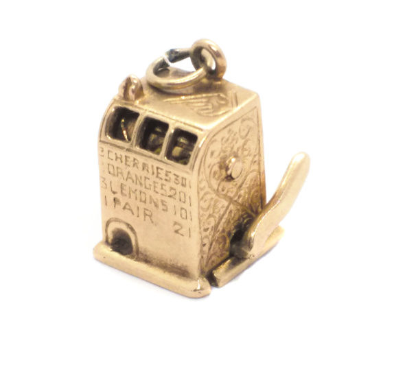 vintage 9ct gold fruit machine charm