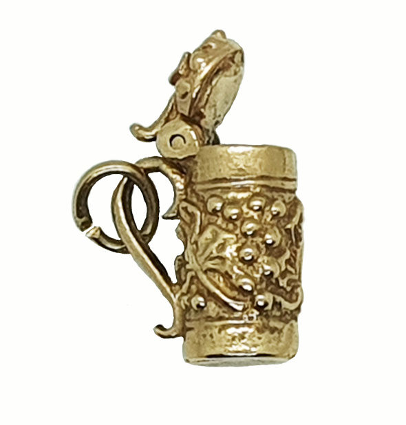 Thumbnail: vintage 9ct gold beer stein charm decorated with vines, with lid open