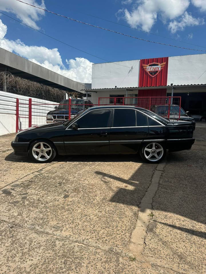Miniatura: Chevrolet Omega GLS 2.2