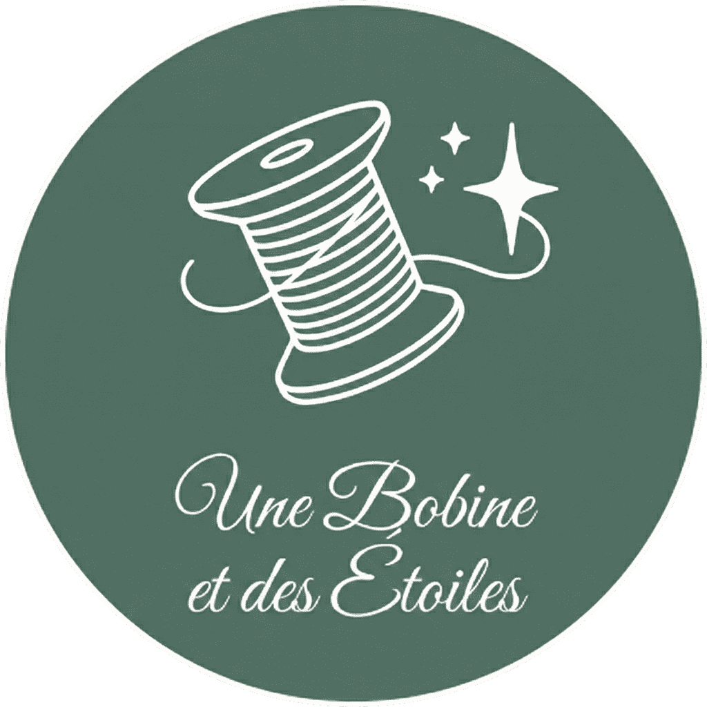 Logo Une Bobine et des Étoiles : bobine de fil et étoiles