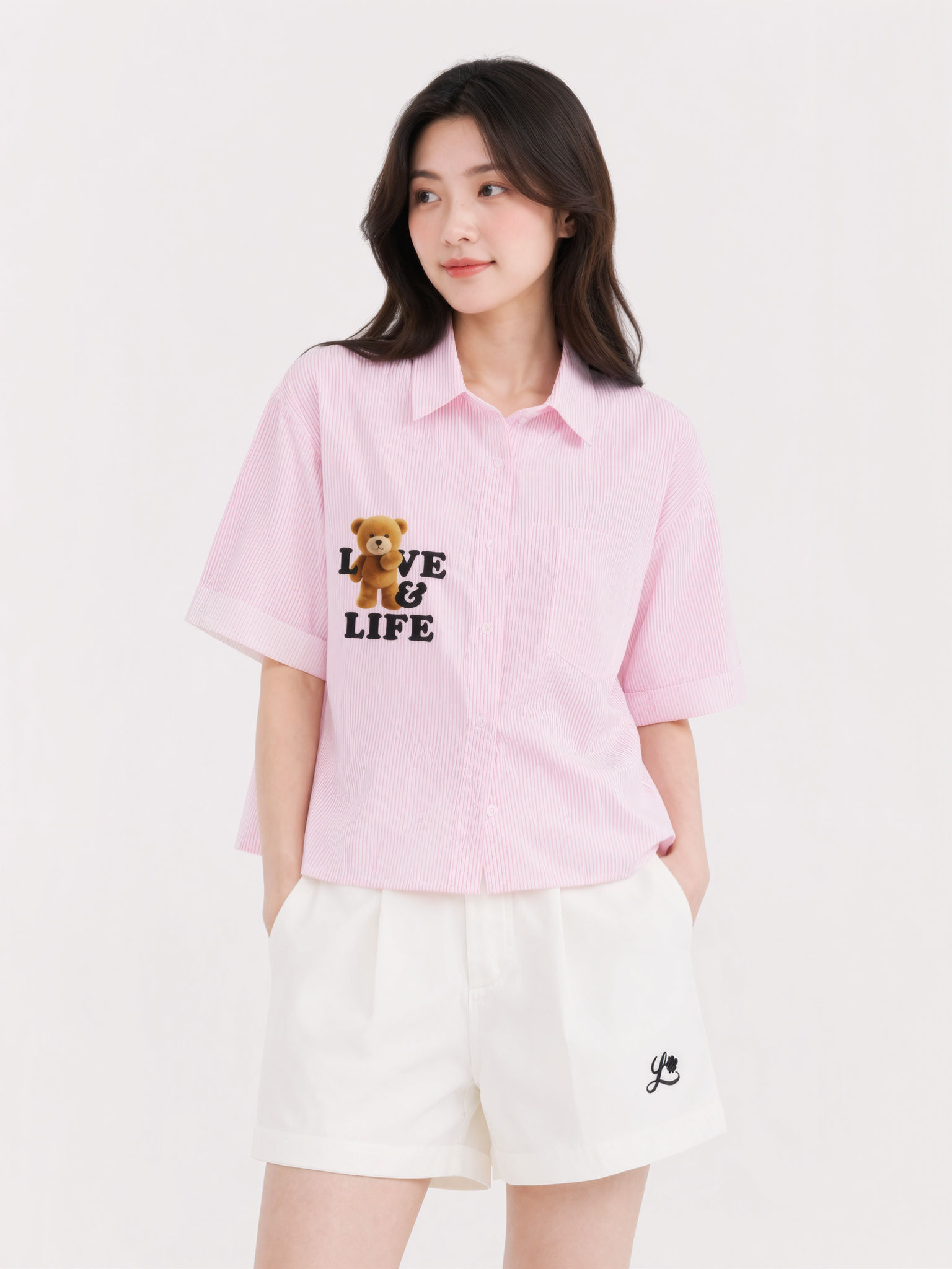 Áo Sơ Mi Nữ L-LIFE Gấu Teddy Love & Life – Form Rộng, Vải Sọc Nhẹ, Dễ Phối