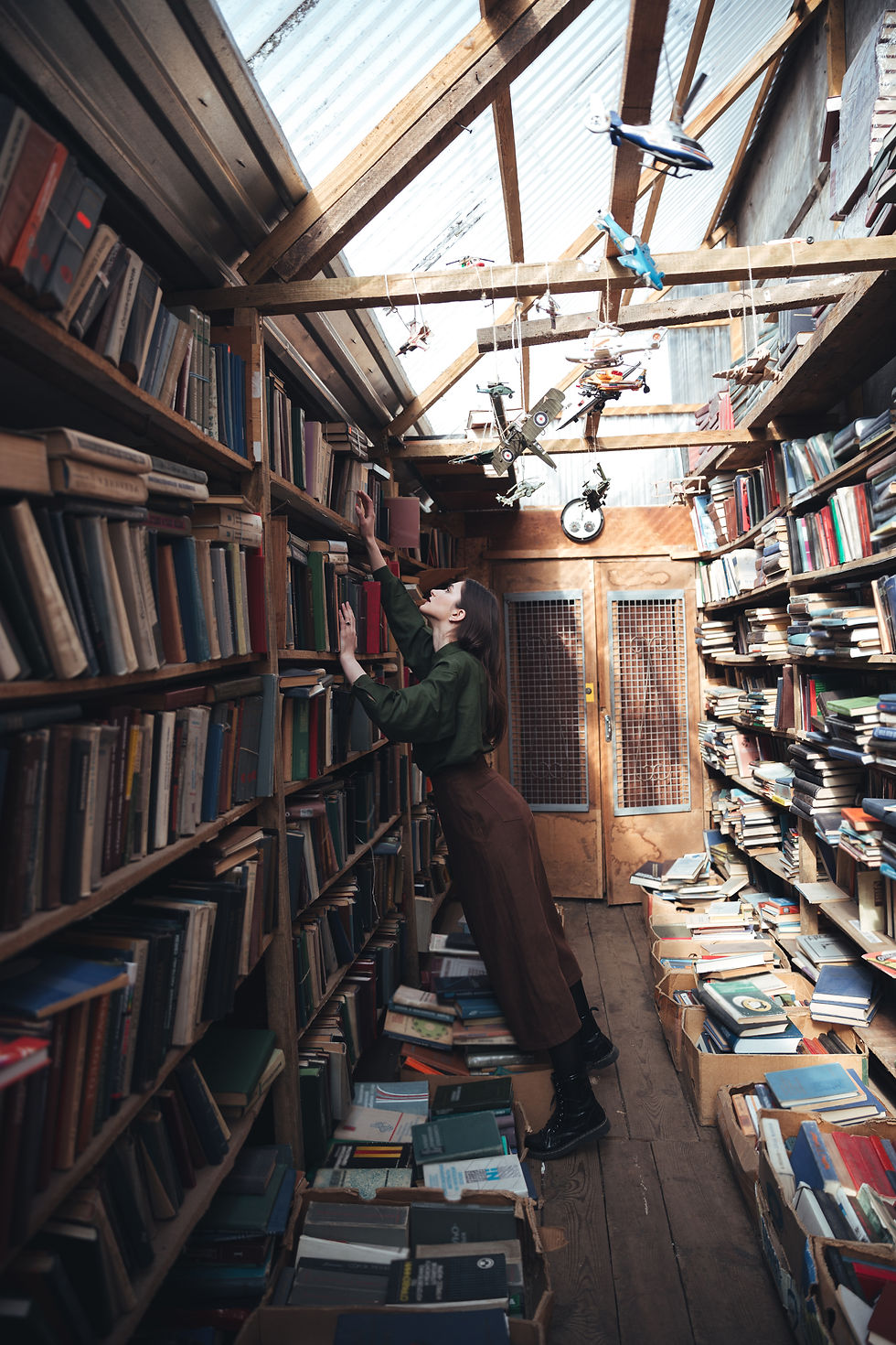 full-length-shot-of-young-woman-in-library-2026-01-08-07-51-17-utc.jpg