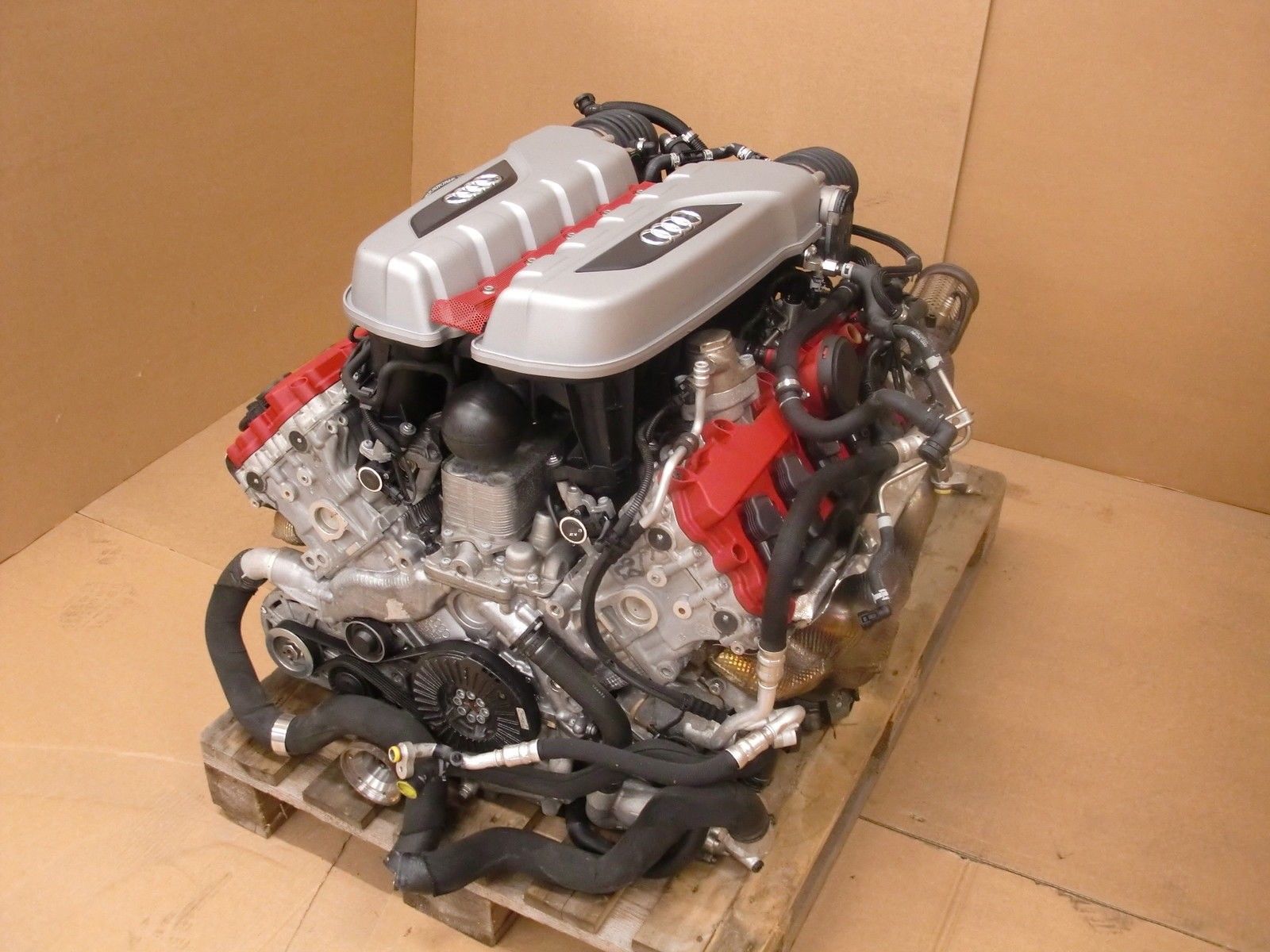 V10 audi двигатель
