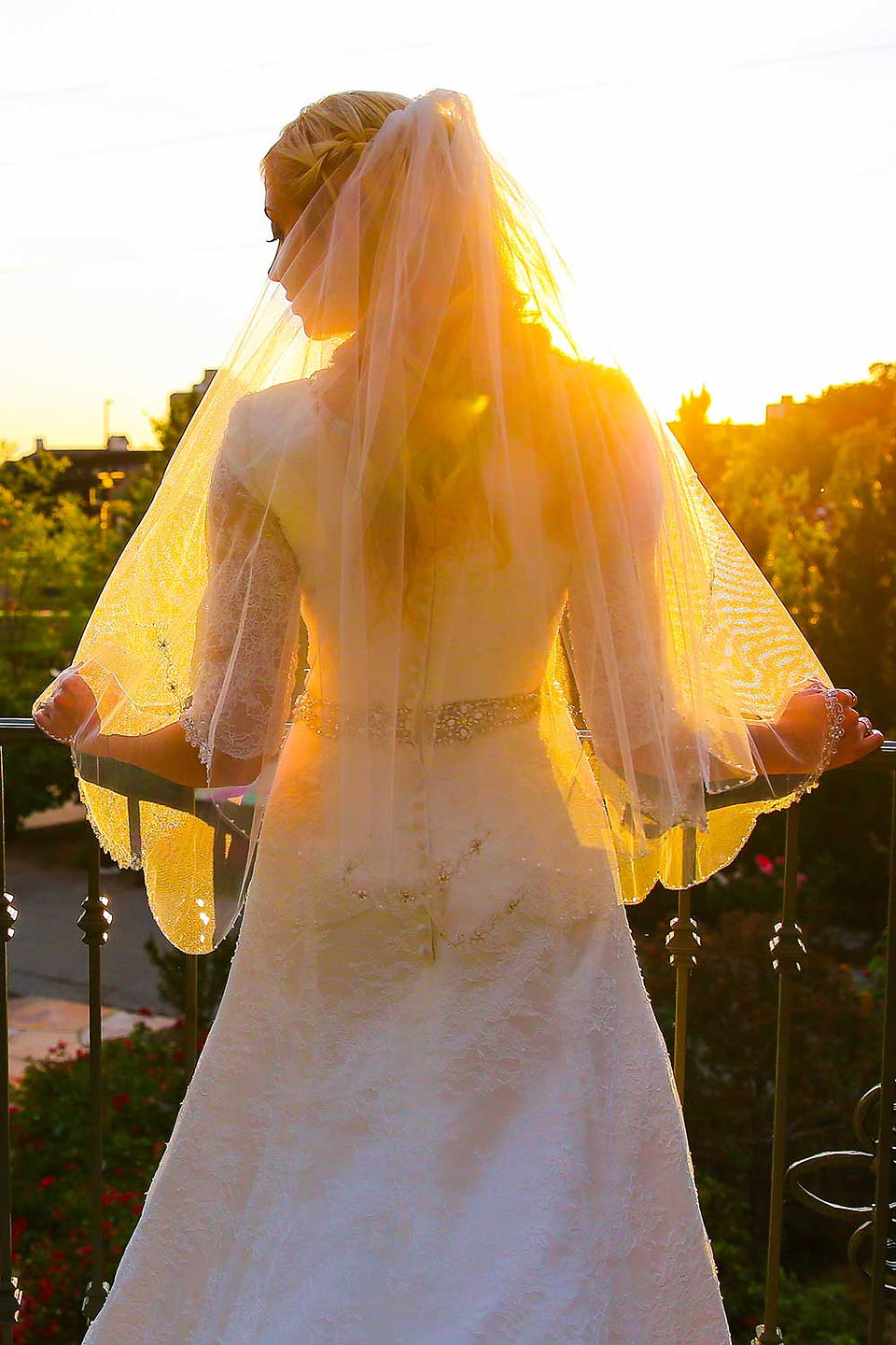 Summer Red Butte Gardens Bridal SessionPhotographed by Utah Wedding Photographers James Erick Photography Utah