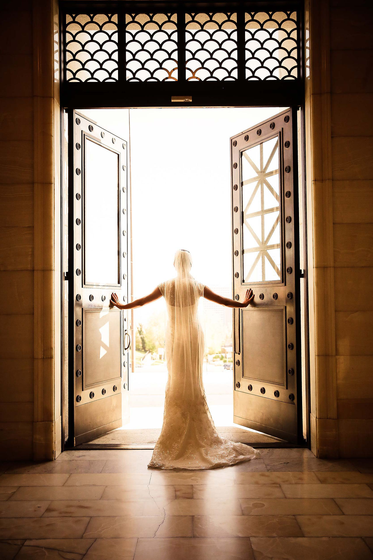Utah State Capitol Bride & Groom Session: Eliza & Rhett by Utah Wedding Photographers James Erick Photography Utah