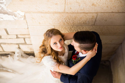 Taylor & Logan's Winter Manti Temple Wedding by Utah Wedding Photographers James Erick Photography Utah