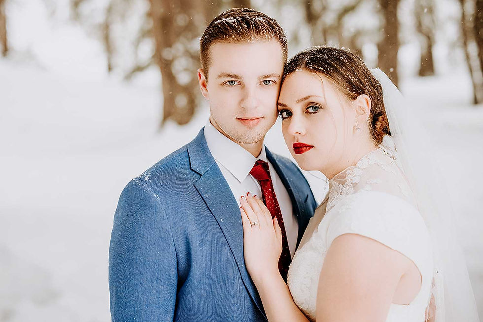 Emma & Andrews Winter Bride & Groom Session 10