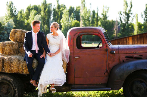 Spring Wheeler Farm EngagementPhotographed by Utah Wedding Photographers James Erick Photography Utah