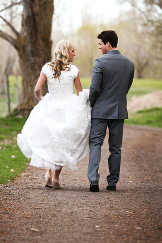 Spring Wheeler Farm Bride and Groom Session Mckenna & Adam by Utah Wedding Photographers James Erick Photography Utah