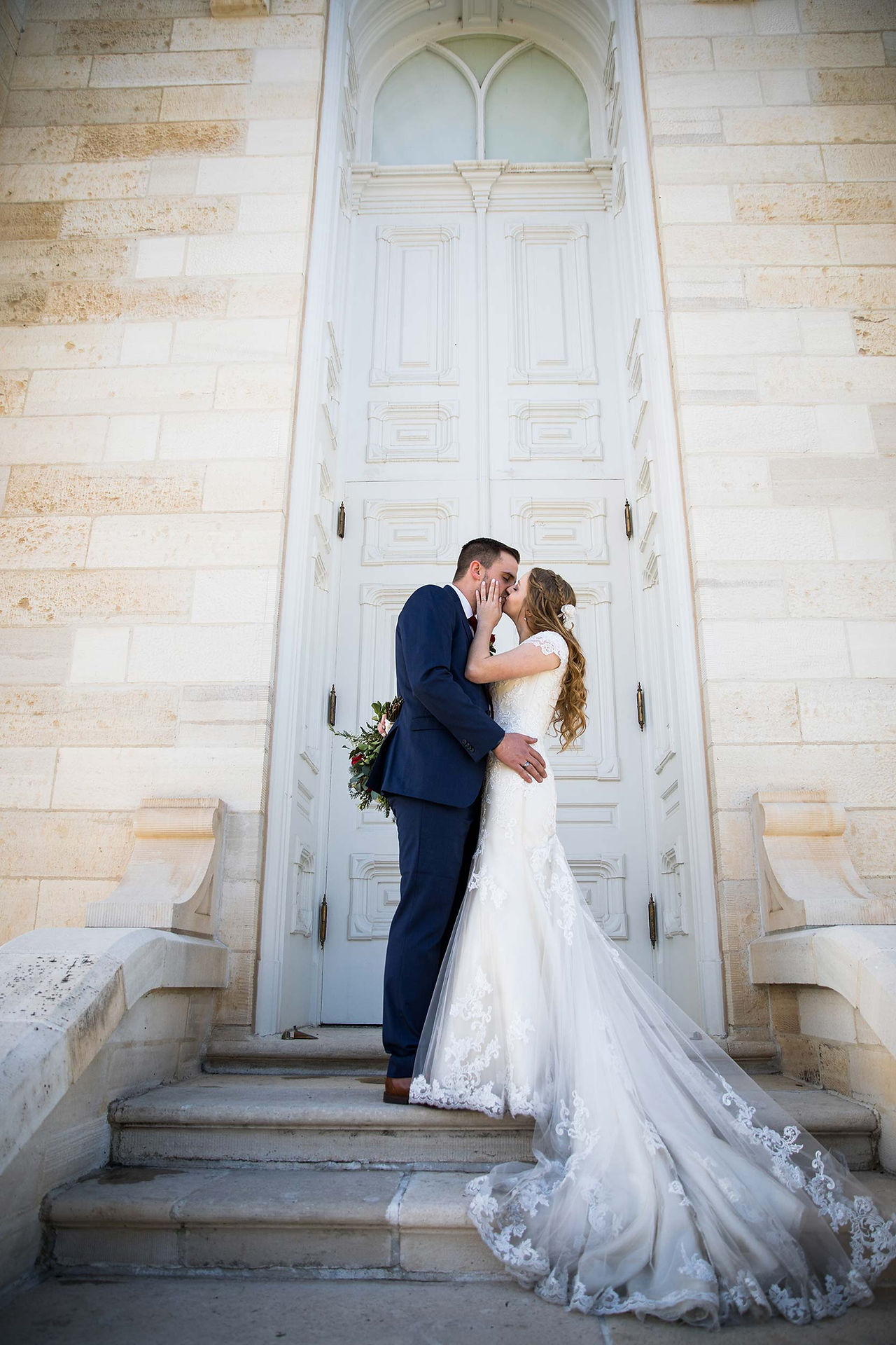 Taylor & Logan's Winter Manti Temple Wedding by Utah Wedding Photographers James Erick Photography Utah 