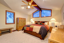 2431-nansen-court-bedroom-2