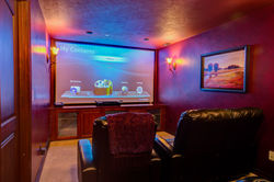 365-deer-valley-drive-unit-b-theater-1