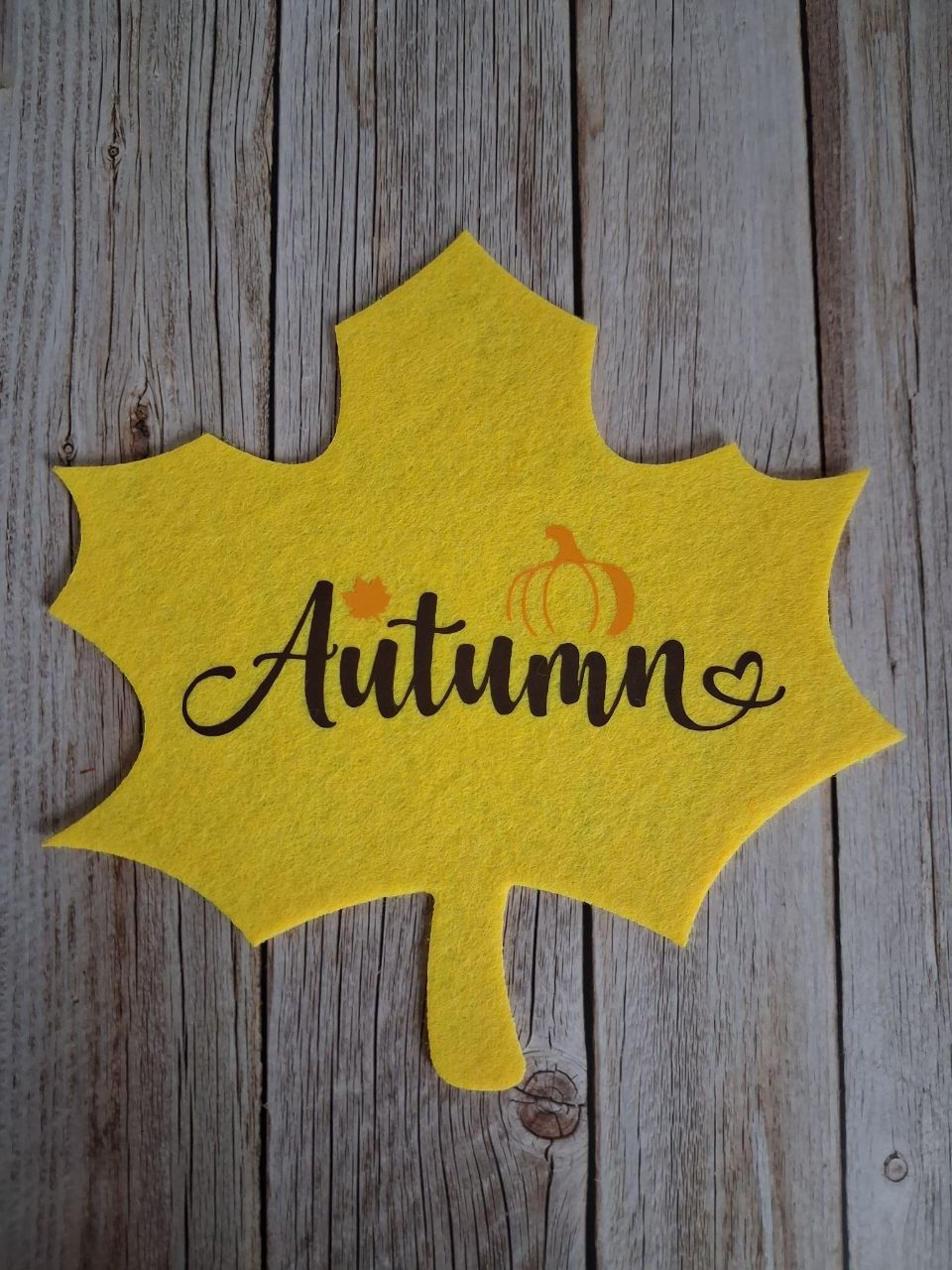 Miniaturbild: Herbstliche Filz-Untersetzer