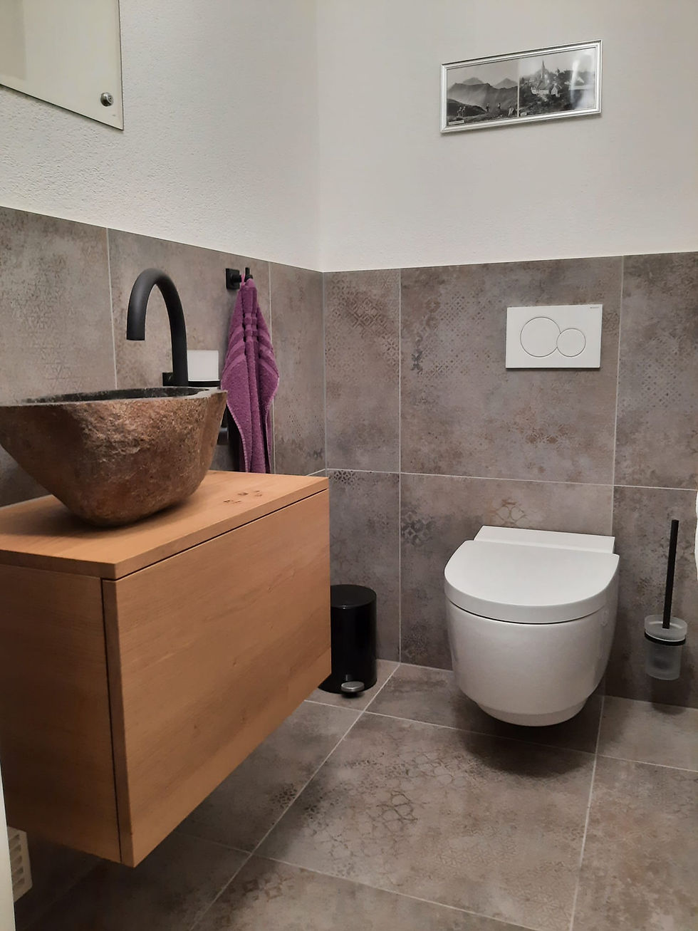Gästebad mit Dusch WC