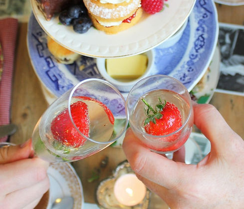 luxury-afternoon-tea-voucher_edited.jpg