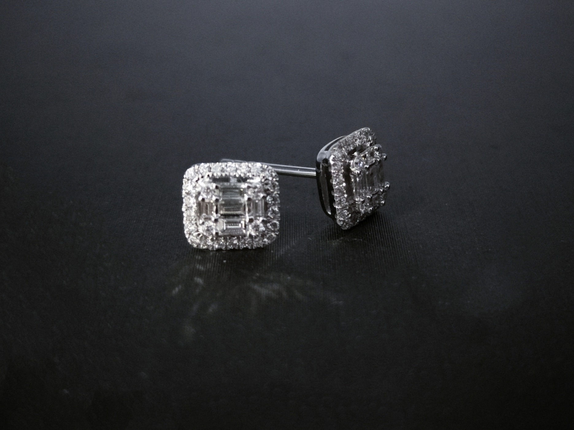 18K 鑽石耳環 (一對)