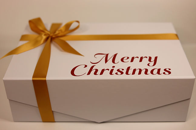 An image of the red and gold gift box